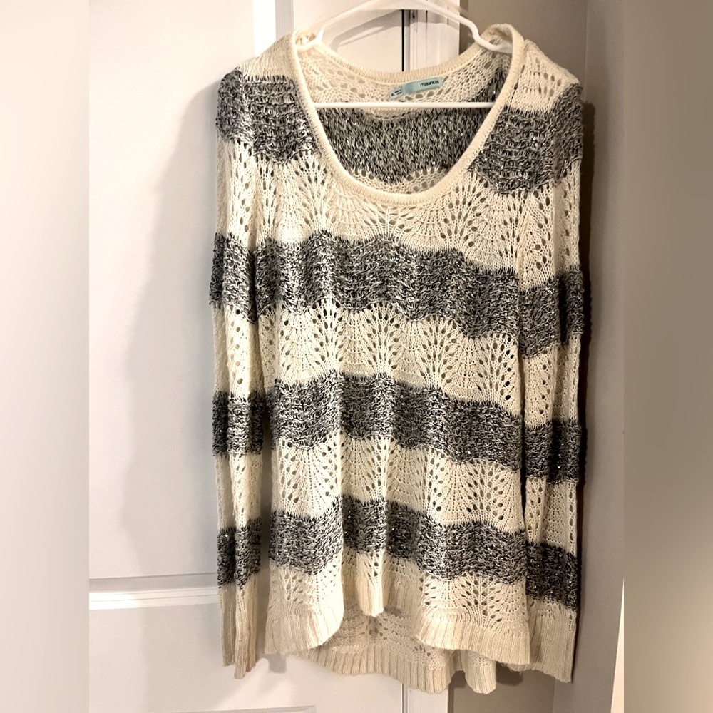 Women’s XL Maurice’s Sweater